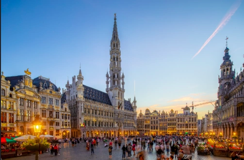 Rencontre et chat entre Marocains à Bruxelles : quartiers, associations et événements de la diaspora marocaine